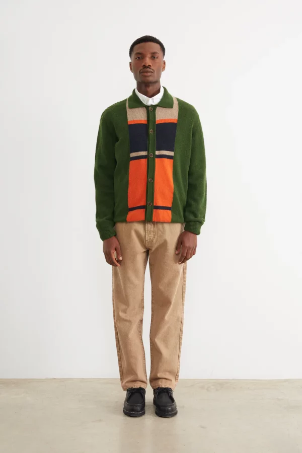 LANDSCAPESWEATERPLAINKHAKI web x jpg