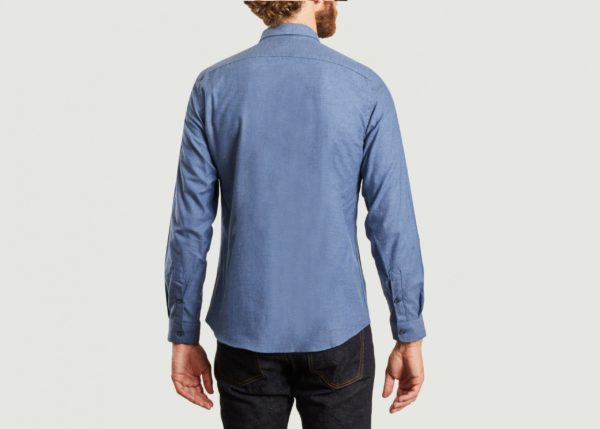 chemise bleu scaled