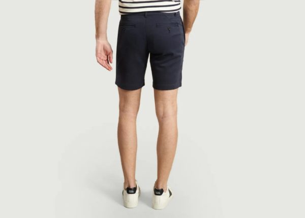 short stretch navy scaled
