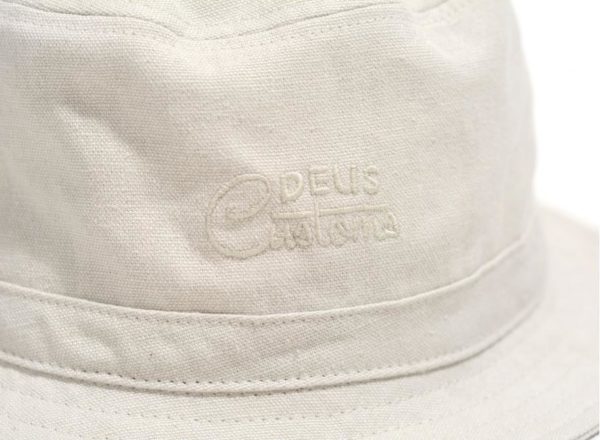 x deus ex machina parker bucket dirty white