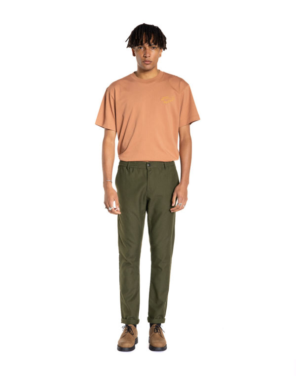 CHINO KAKI