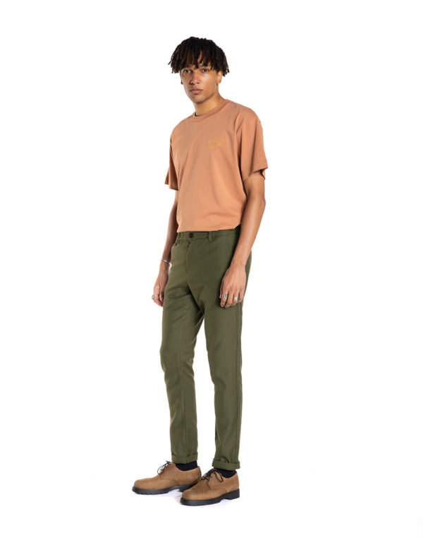 CHINO KAKI